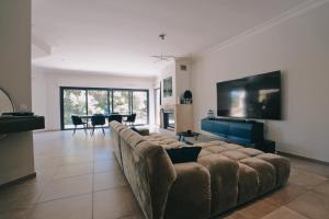Villas Modern Villa Swimming pool and private Jacuzzi : photos des chambres