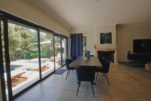 Villas Modern Villa Swimming pool and private Jacuzzi : photos des chambres