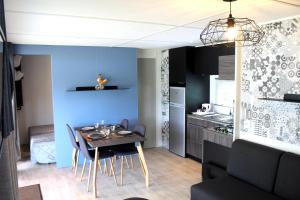 Campings Camping Au Pre de l'Etang : photos des chambres