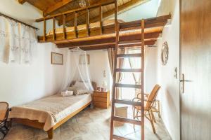 Relaxing StoneHouse Kamara with Jacuzzi