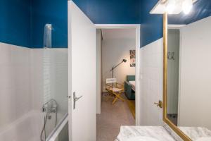 Appartements Cardabelle - Joli appt pour 2 avec parking prive : photos des chambres