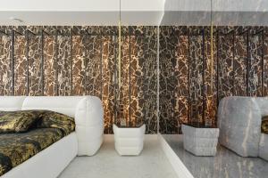 Grand Supreme Jacuzzi Apartment by LIUKSAI