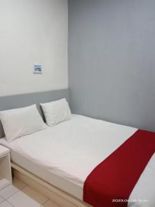 Phòng Riêng Có Phòng Tắm Chung (2 Giường Đôi Lớn) (Private Room with Shared Bathroom (2 Queen Beds))