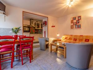 Maisons de vacances Holiday Home Les Lutins - COM400 by Interhome : photos des chambres