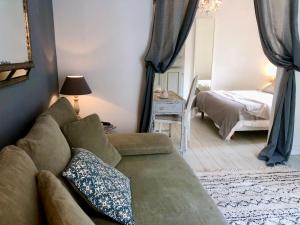 Maisons de vacances Romantic Maison de Pecheur sparkling sea views : photos des chambres