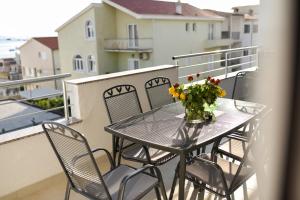 Outstanding large apartment for 6+2 