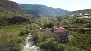 Areni Lodge - Yeghegis