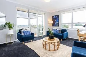 Mosman Views, 2bed, Parking, 15min Walk to Beach - Mosman