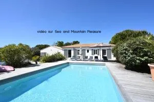 Villa Mer 4 Etoiles - 90 M de la mer and Mountain Pleasure - Les Grenettes
