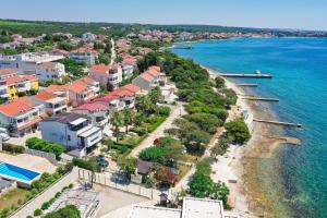 Rooms Malic - 3hvězdičkové hotely ve městě Petrcane