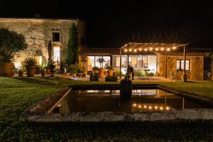 B&B / Chambres d'hotes Jas des roches : Chambre Double - Vue sur Jardin