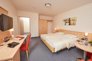 Hotel Filderland-Stuttgart Messe Airport - Free Parking
