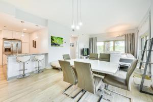 Beachfront Vacation Rental with Hot Tub, Pool, Sauna