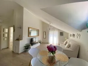 Casa tra i castelli - جوفونه