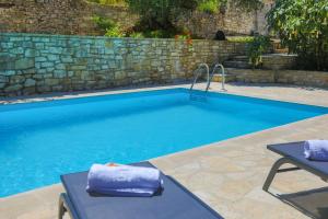 Isabella Paxos Holidays