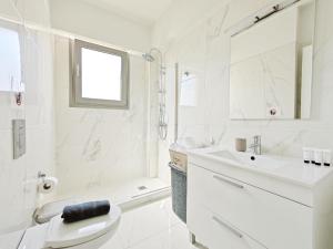 Costa Alimos by Verde Apartments