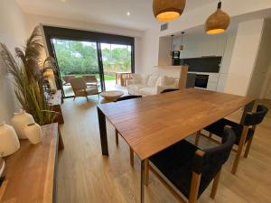 Apartamento nuevo, equipado y decorado con estilo