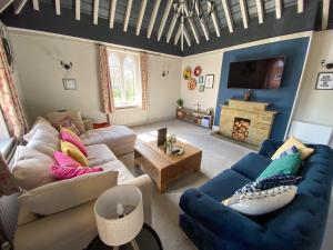 Superior Family Room room in Castle At Edgehill