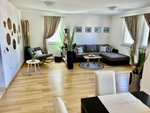 Apartments with a parking space Biograd na Moru, Biograd - 21211