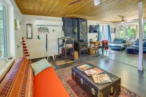 Strawberry Cabin Rental with Deck and Mountain Views! - Pine