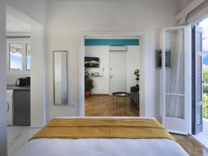 Acropolis View top floor apartment