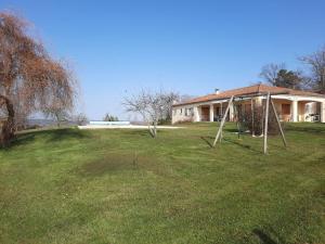 Maisons de vacances Chez Papi a Lascaux : photos des chambres