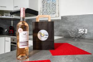 Appartements Face a la mer superbe villa terrasse barbecue LE PRADET : photos des chambres