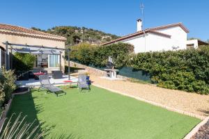 Appartements Face a la mer superbe villa terrasse barbecue LE PRADET : photos des chambres