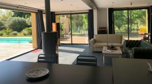 Villas VILLA NIMES BARTHEROES 3 Chambres : photos des chambres