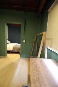 Estudio sector Universidad de Medellín - ONE205 By Roots Rentals