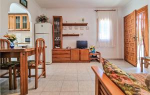 2 Bedroom Cozy Home In Torrevieja