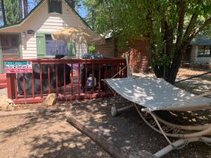 Hiner Haven - Cozy cabin near ski slopes and Alpine Zoo