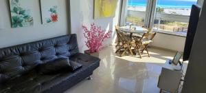 Apartamento 106 VISTA MAR , Duplex na Praia Grande
