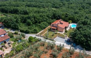 Beautiful Home In Kacana With 5 Bedrooms, Wifi And Outdoor Swimming Pool