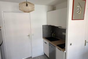 Apartment with pool near the beach