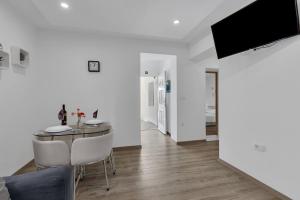 Sunny Garden Apartments Ana