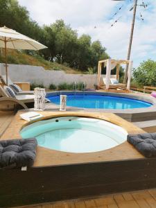 Country House DAFNI with his pets