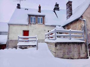 Appartements Appartement Dans un village en Auvergne sancy : photos des chambres