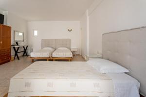 Triple Room room in Lofos Village