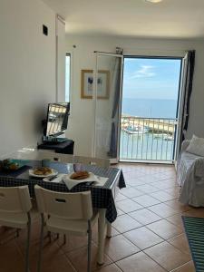 Albamare apartment