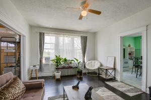 Convenient Jennings Apartment, 12 Mi to St Louis!