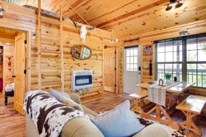 Cozy Lake Sardis Cabin with Stunning View!