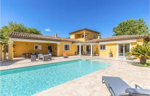 Maisons de vacances Beautiful Home In Vence With Outdoor Swimming Pool, Wifi And 4 Bedrooms : photos des chambres