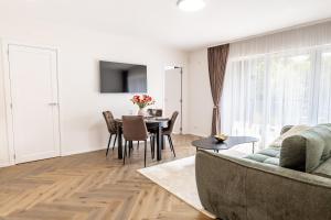 Pine Paradise Palanga-Hill Garden Residence