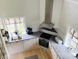 4 person holiday home in ALLINGSÅS, SVERIGE