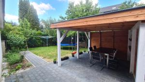 OhPardon! GAILDORF - Monteurwohnung im DG, Einzelbetten, Garten