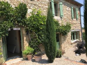 Maisons de vacances Villa - Mas de campagne prestigieux- Authentic french countryhouse in dream countryside : Maison 6 Chambres