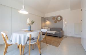 Awesome Apartment In Izola With Wifi 