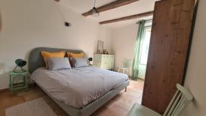 Appartements Cocon du Papillon a Lourmarin : photos des chambres