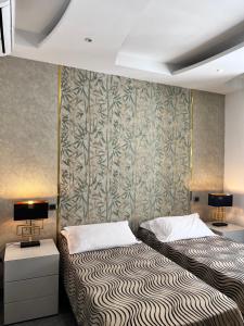 Daphne Suites